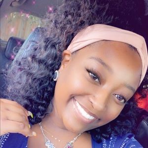 Meet your Posher, Kaylin